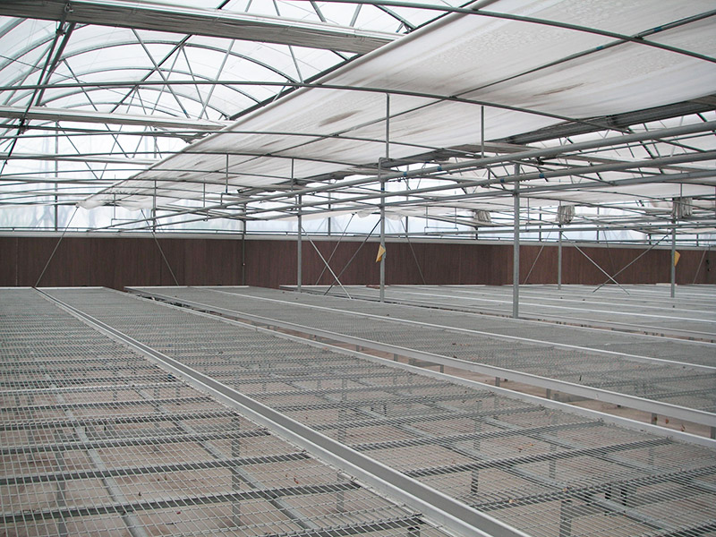 連棟薄膜溫室大棚報(bào)價(jià)過程中需要了解它的方方面面